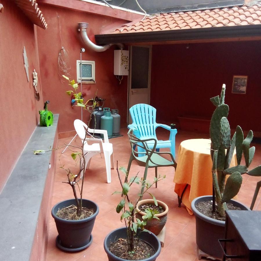 John Home Catania Kültér fotó